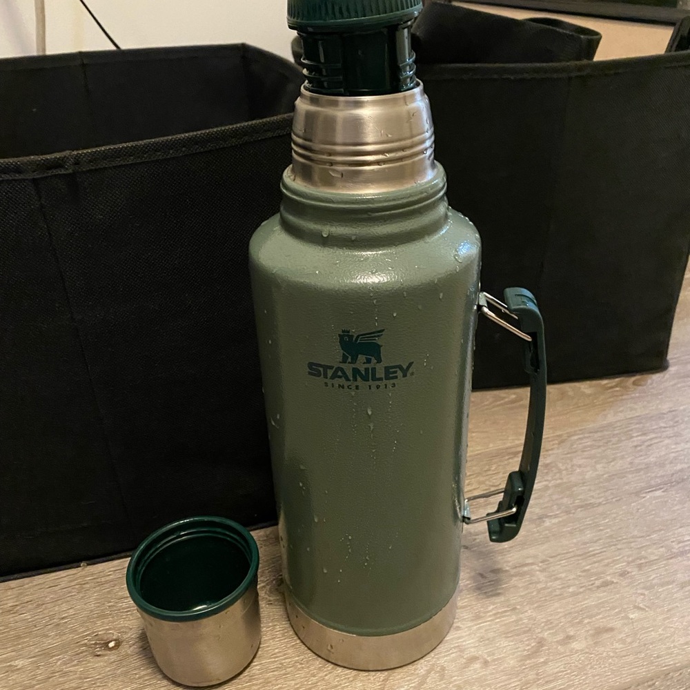 Stanley Classic Legendary Collectors Ed. Thermos 1